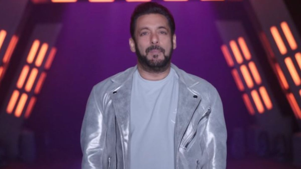 Salman Khan Drops The Mic Announces Bigg Boss Ott Season On Jio